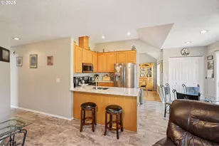 21937 NE Mason St, Fairview, OR 97024 - Photo 9