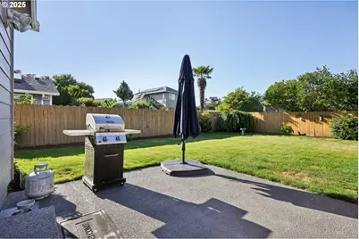 21937 NE Mason St, Fairview, OR 97024 - Photo 39
