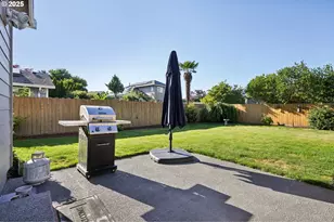 21937 NE Mason St, Fairview, OR 97024 - Photo 39