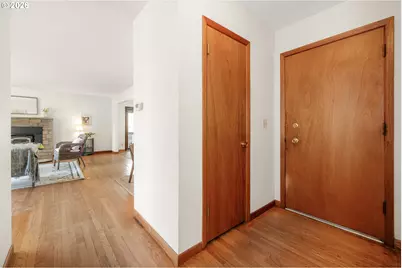 9025 SW Avery St, Tualatin, OR 97062 - Photo 3