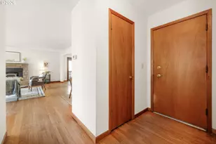 9025 SW Avery St, Tualatin, OR 97062 - Photo 3