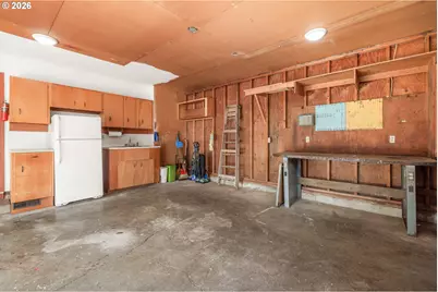 9025 SW Avery St, Tualatin, OR 97062 - Photo 25