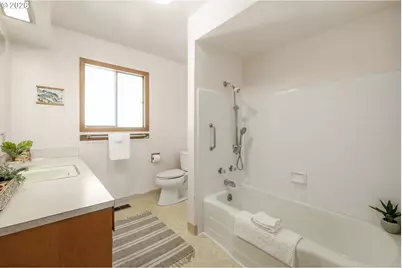 9025 SW Avery St, Tualatin, OR 97062 - Photo 19