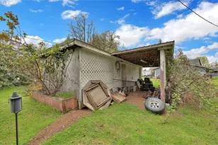 1215 Irving Rd, Eugene, OR 97404 - Photo 39