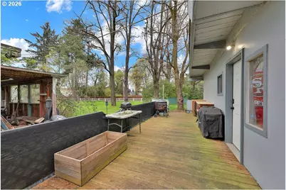 1215 Irving Rd, Eugene, OR 97404 - Photo 31