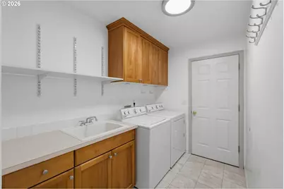 16560 Noble Dr, Oregon City, OR 97045 - Photo 31