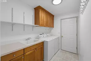 16560 Noble Dr, Oregon City, OR 97045 - Photo 31