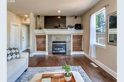 7913 SW Leiser Ln, Portland, OR 97224 - Photo 11