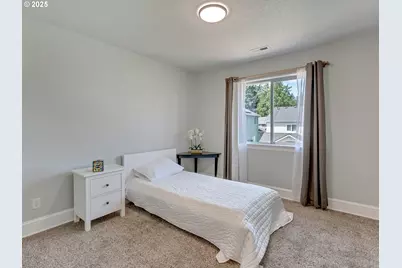 7913 SW Leiser Ln, Portland, OR 97224 - Photo 25