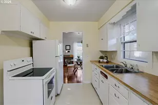 2226 N Sumner St, Portland, OR 97217 - Photo 15