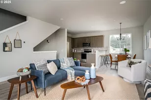 12086 SE Harold St, Portland, OR 97266 - Photo 9