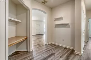 1160 NE Horizon Loop, Hillsboro, OR 97124 - Photo 13