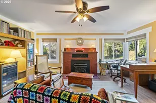 1189 Elrod Ave, Coos Bay, OR 97420 - Photo 3