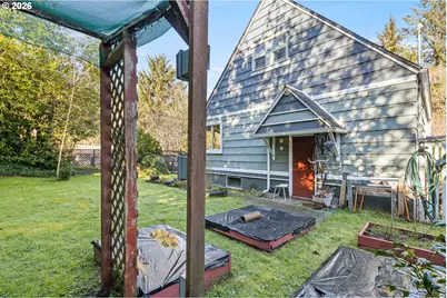 1189 Elrod Ave, Coos Bay, OR 97420 - Photo 29