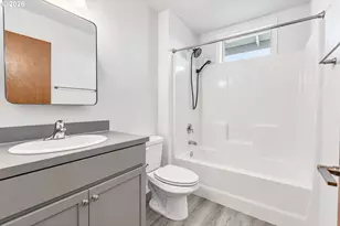 790 St Charles St, Eugene, OR 97402 - Photo 11