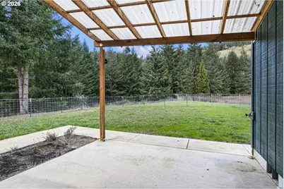 302 Scott Rd, Oakland, OR 97462 - Photo 11