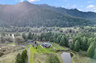 302 Scott Rd, Oakland, OR 97462 - Photo 15