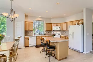 14094 SW Viewpoint Ct, Portland, OR 97224 - Photo 5