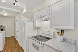 290 N 4th St, Saint Helens, OR 97051 - Photo 13