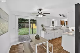 290 N 4th St, Saint Helens, OR 97051 - Photo 7