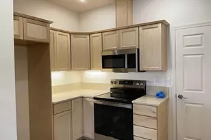 1447 37th St, Florence, OR 97439 - Photo 7