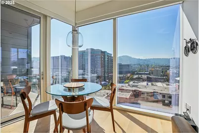 1075 NW Northrup St #1012, Portland, OR 97209 - Photo 13
