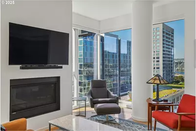 1075 NW Northrup St #1012, Portland, OR 97209 - Photo 9