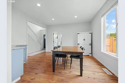 7366 Pineview St NE, Keizer, OR 97303 - Photo 9