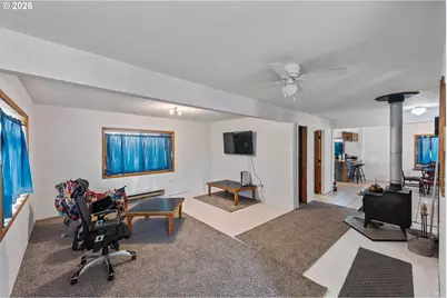 703 C St, Myrtle Point, OR 97458 - Photo 15