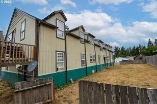 1740 Spruce St, Myrtle Point, OR 97458 - Photo 13