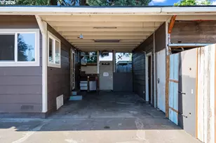 1004 S Grape St, Medford, OR 97501 - Photo 15