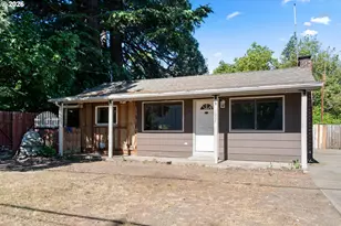 1004 S Grape St, Medford, OR 97501 - Photo 13
