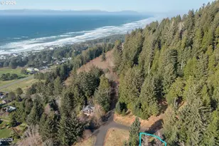 504 Creekside Ln, Yachats, OR 97498 - Photo 1
