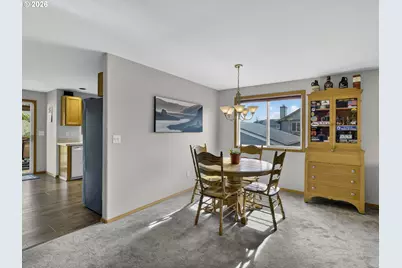 19428 Daybreak Ct, Oregon City, OR 97045 - Photo 9