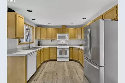 19428 Daybreak Ct, Oregon City, OR 97045 - Photo 11