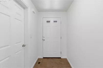 355 S King St, Salem, OR 97302 - Photo 7