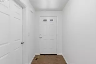 355 S King St, Salem, OR 97302 - Photo 7