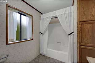 1199 N Terry St, Eugene, OR 97402 - Photo 17