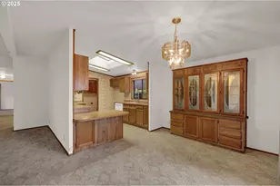 1199 N Terry St, Eugene, OR 97402 - Photo 7