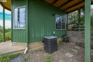 208 Jamie Loop, Roseburg, OR 97471 - Photo 13