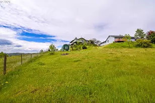208 Jamie Loop, Roseburg, OR 97471 - Photo 15