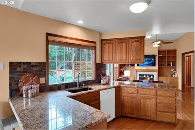 3023 Ashley Loop, Eugene, OR 97405 - Photo 9