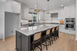 27776 SW Larkspur Ter, Wilsonville, OR 97070 - Photo 11