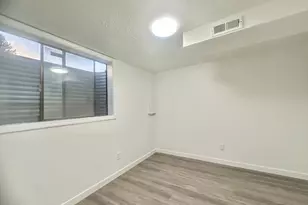 18505 SE Clinton St, Gresham, OR 97030 - Photo 29