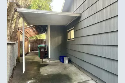 18505 SE Clinton St, Gresham, OR 97030 - Photo 37