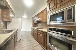 18505 SE Clinton St, Gresham, OR 97030 - Photo 9