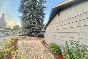 18505 SE Clinton St, Gresham, OR 97030 - Photo 39