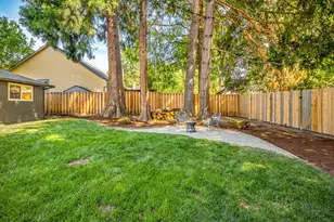12146 SW Taylor Ct, Portland, OR 97225 - Photo 25