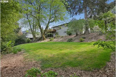 1733 SW Custer St, Portland, OR 97219 - Photo 29