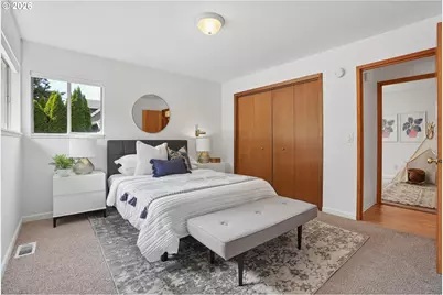 1733 SW Custer St, Portland, OR 97219 - Photo 19